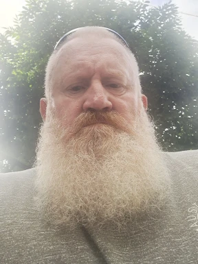 <span>Richard, 64</span> <span style='width: 25px; height: 16px; float: right; background-image: url(/bitmaps/flags_small/AU.PNG)'> </span><br><span>Sydney, 澳大利亚</span> <input type='button' class='joinbtn' style='float: right' value='JOIN NOW' />