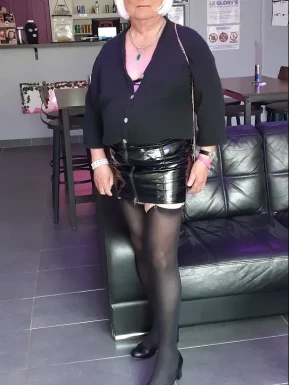 French men looking for love