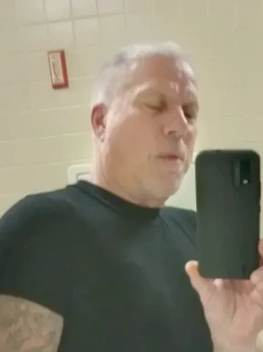 American men looking for love